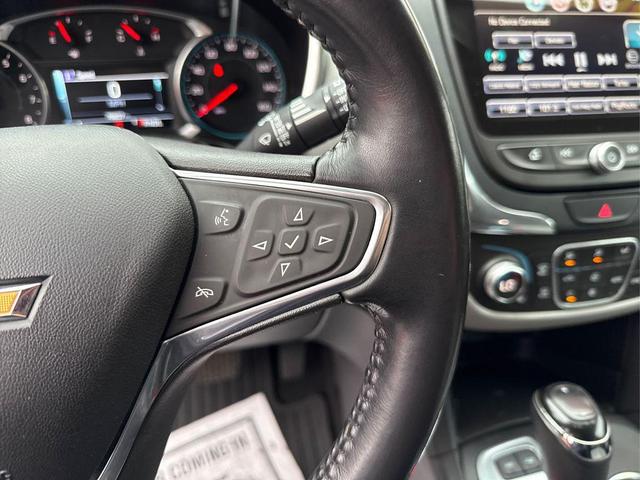 Photo of 2018 Summit White Chevrolet Equinox