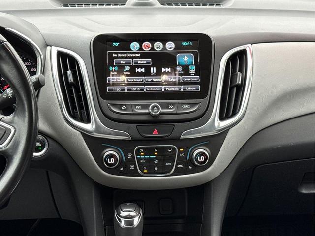 Photo of 2018 Summit White Chevrolet Equinox