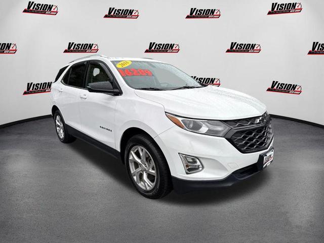 Photo of 2018 Summit White Chevrolet Equinox