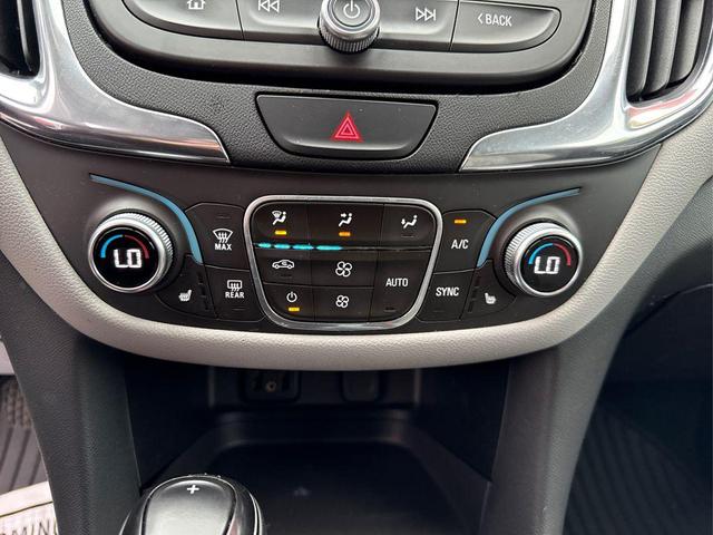 Photo of 2018 Summit White Chevrolet Equinox