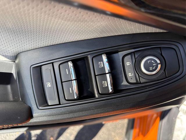 Photo of 2018 Sunshine Orange Subaru Crosstrek