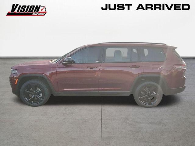 Photo of 2021 Velvet Red Pearlcoat Jeep Grand Cherokee L