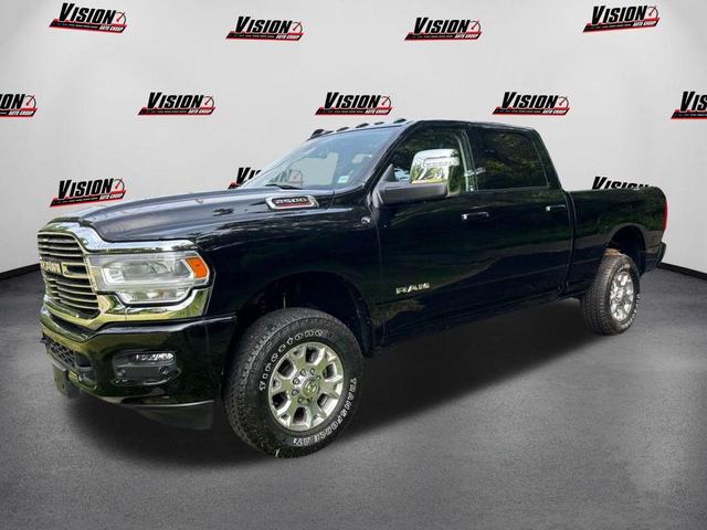 Photo of 2024 Diamond Black Crystal Pearlcoat RAM 2500
