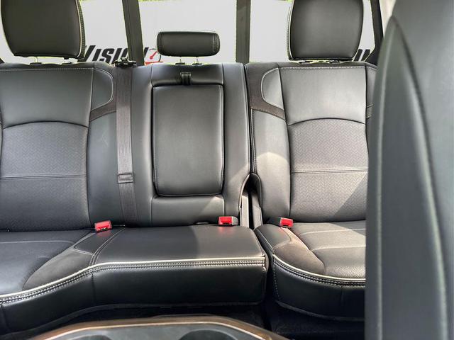 Photo of 2024 Diamond Black Crystal Pearlcoat RAM 2500
