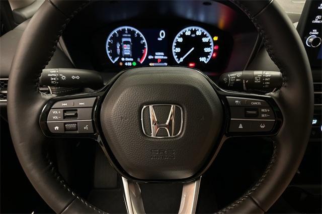Photo of 2026 Platinum White Pearl Honda HR-V