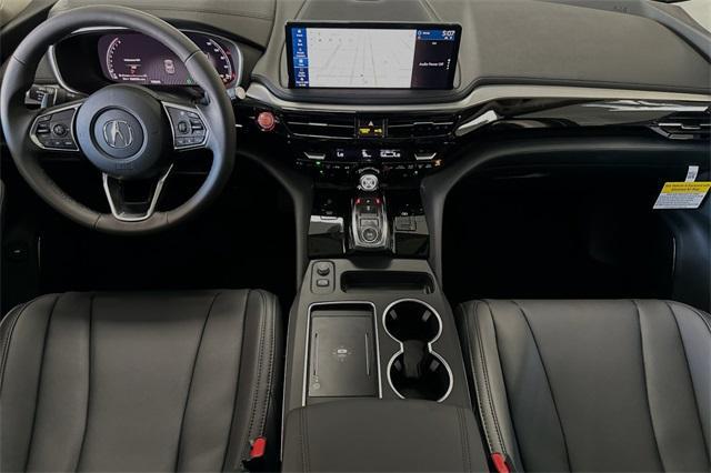 Photo of 2025 Platinum White Pearl Acura MDX