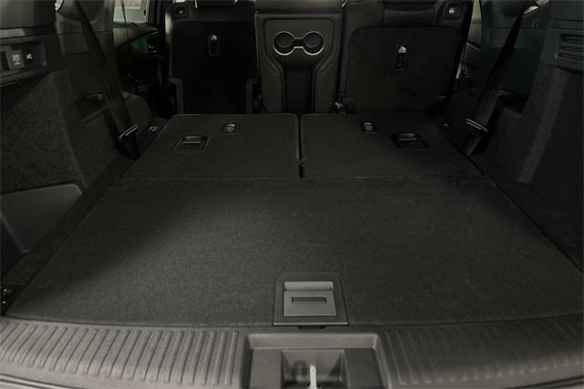 Photo of 2025 Apex Blue Pearl Acura MDX