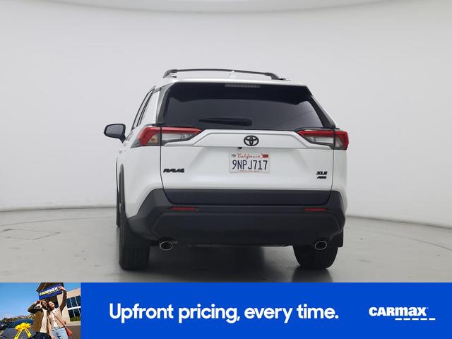Photo of 2024 White Toyota RAV4