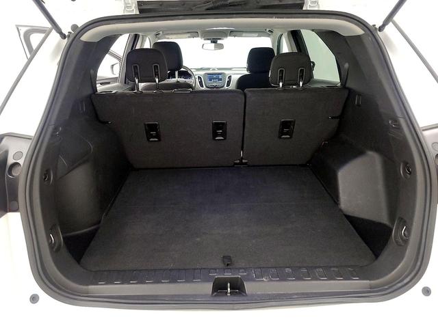 Photo of 2019 White Chevrolet Equinox