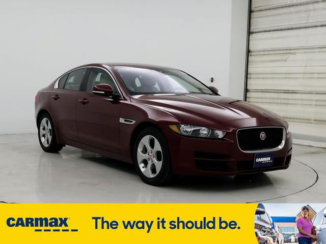 2017 Jaguar XE