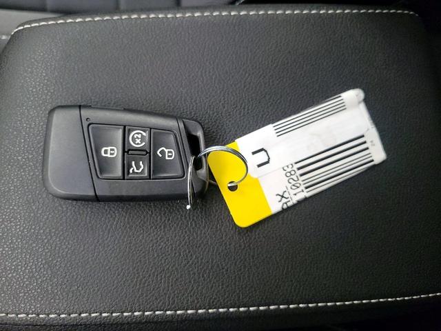Photo of 2024 Silver Volkswagen Taos