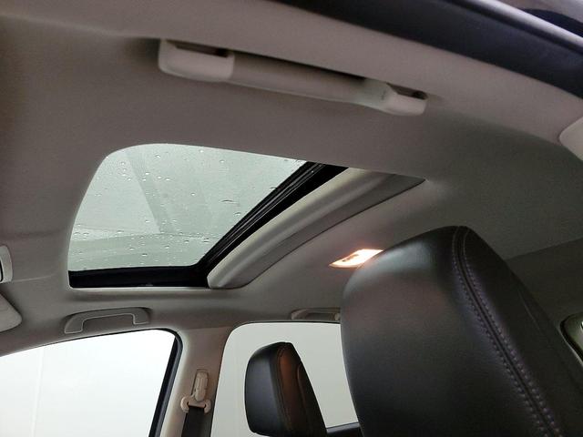 Photo of 2016 Black Honda CR-V