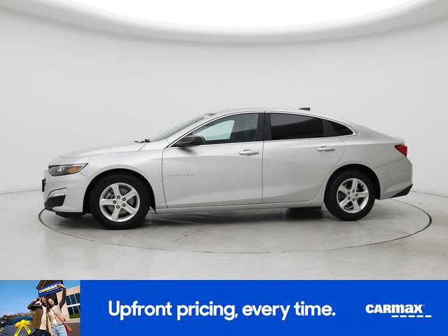 Photo of 2020 Silver Chevrolet Malibu