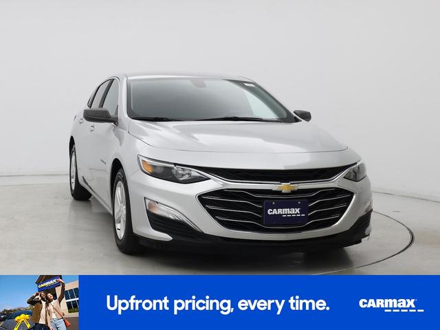 Photo of 2020 Silver Chevrolet Malibu