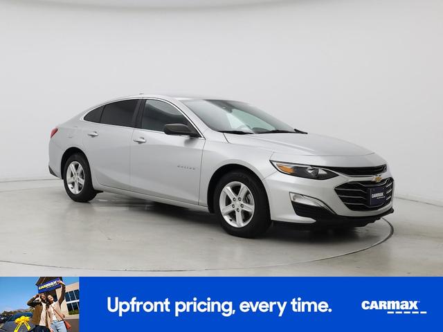 Photo of 2020 Silver Chevrolet Malibu