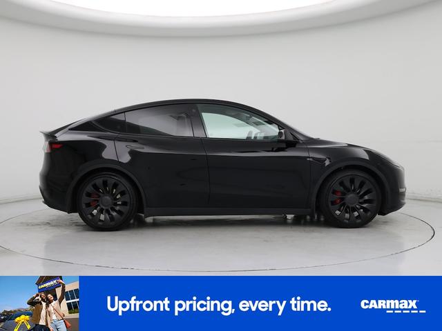 Photo of 2022 Black Tesla Model Y