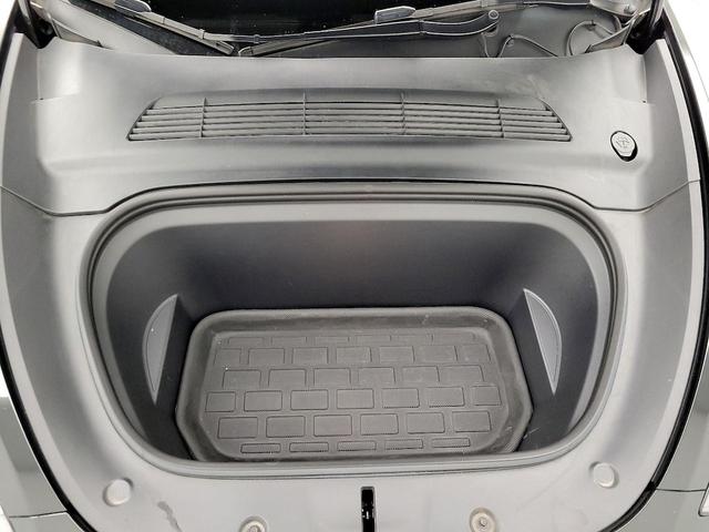 Photo of 2022 Black Tesla Model Y