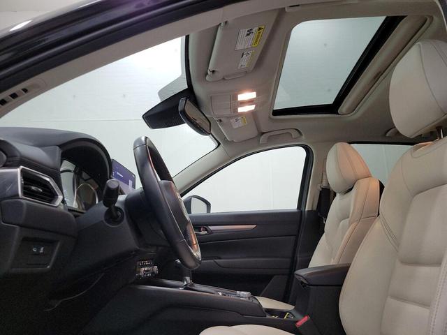 Photo of 2023 Black Mazda CX-5