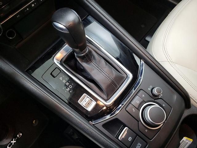 Photo of 2023 Black Mazda CX-5