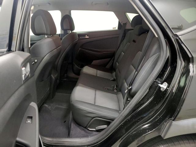 Photo of 2017 Black Hyundai TUCSON