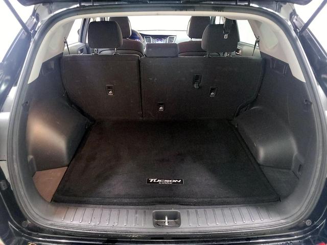 Photo of 2017 Black Hyundai TUCSON