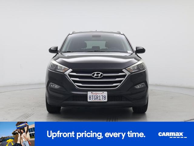 Photo of 2017 Black Hyundai TUCSON