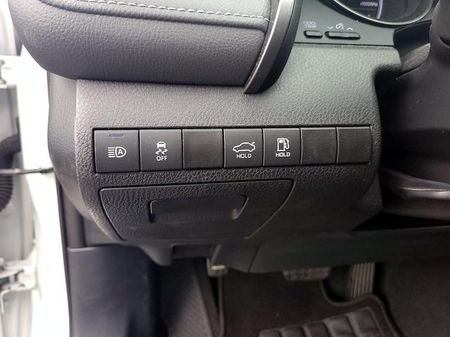 Photo of 2024 White Toyota Camry