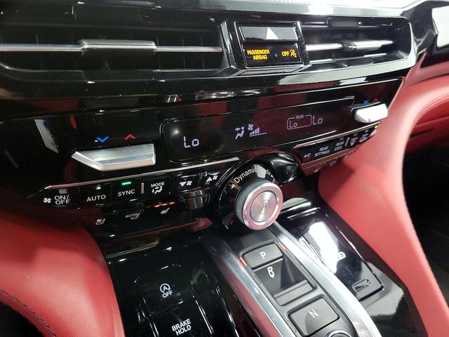 Photo of 2022 Blue Acura MDX