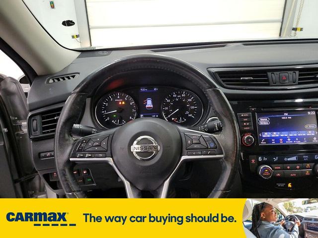Photo of 2019 Silver Nissan Rogue