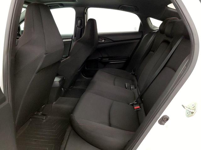Photo of 2020 White Honda Civic