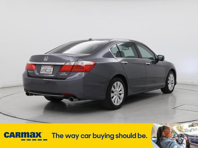 Photo of 2013 Gray Honda Accord