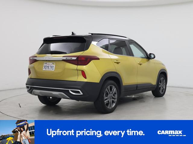 Photo of 2023 Yellow Kia Seltos