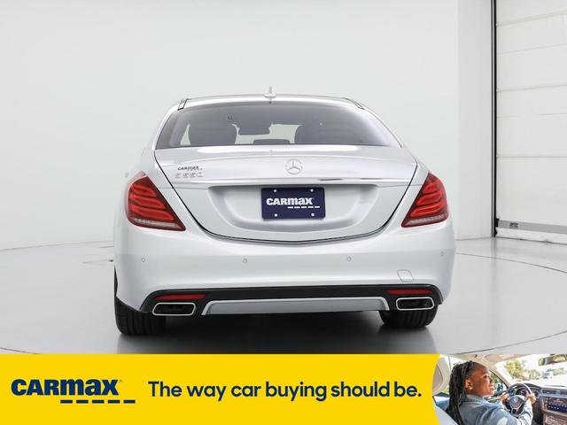 Photo of 2015 Silver Mercedes-Benz S-Class