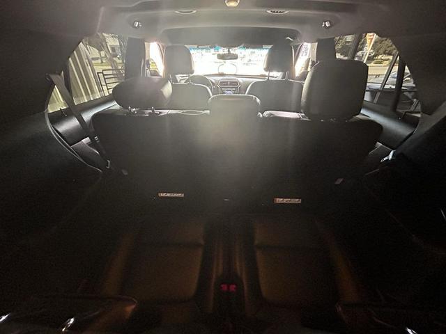 Photo of 2016 Shadow Black Ford Explorer
