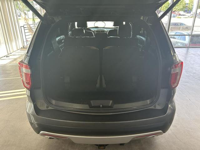 Photo of 2016 Shadow Black Ford Explorer