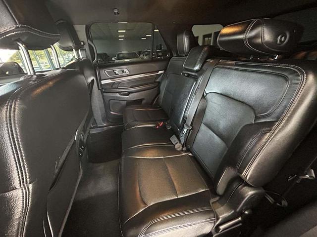 Photo of 2016 Shadow Black Ford Explorer