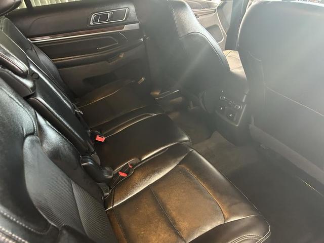 Photo of 2016 Shadow Black Ford Explorer