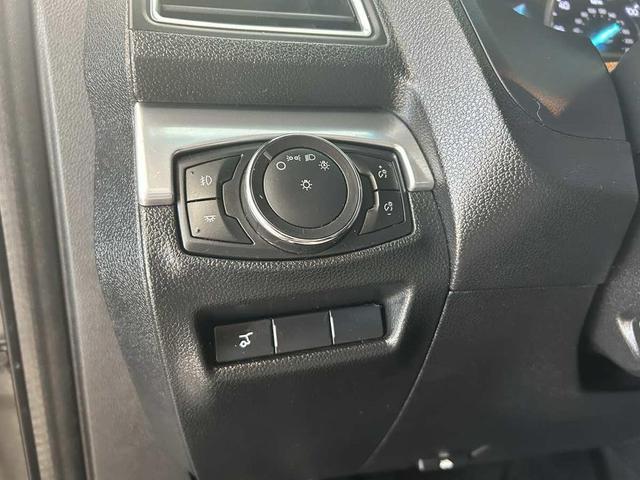 Photo of 2016 Shadow Black Ford Explorer