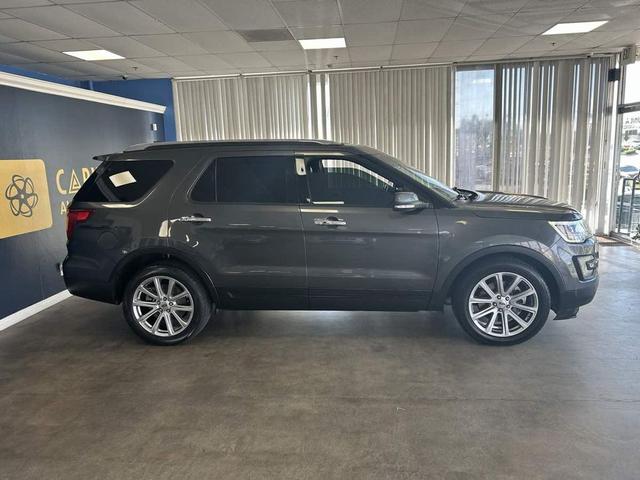 Photo of 2016 Shadow Black Ford Explorer