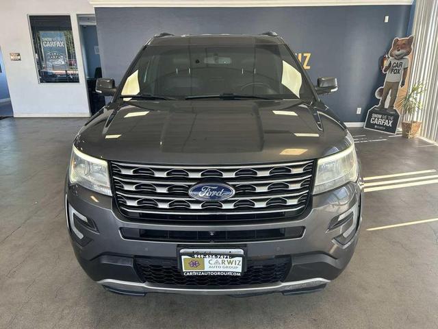 Photo of 2016 Shadow Black Ford Explorer
