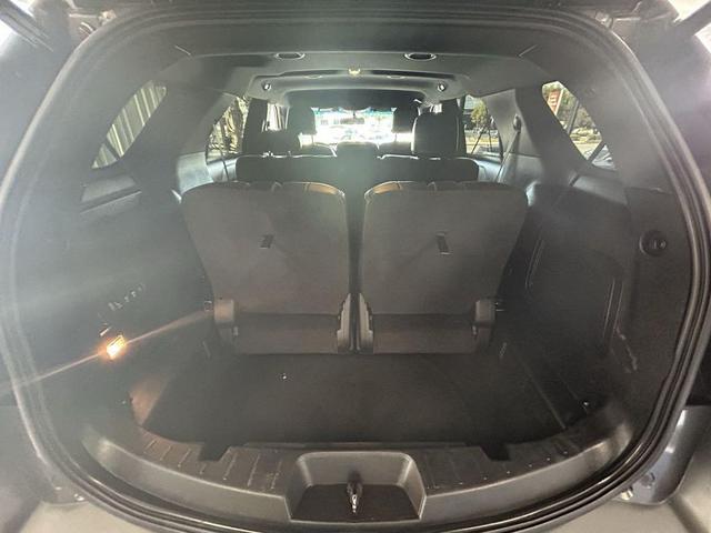 Photo of 2016 Shadow Black Ford Explorer