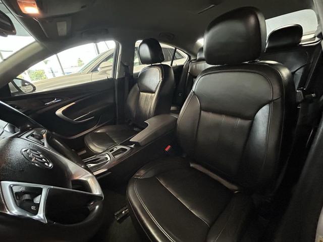 Photo of 2011 Quicksilver Metallic Buick Regal