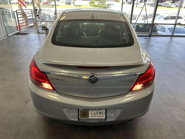 Photo of 2011 Quicksilver Metallic Buick Regal