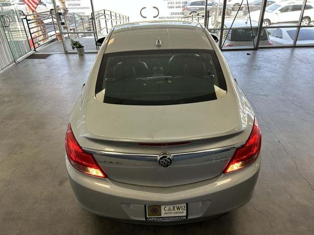 Photo of 2011 Quicksilver Metallic Buick Regal