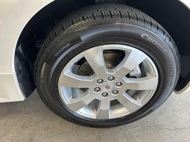 Photo of 2008 White Diamond Tintcoat Cadillac SRX