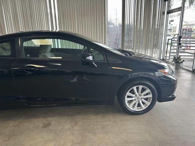 Photo of 2012 Crystal Black Pearl Honda Civic