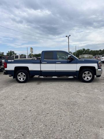 Photo of 2017 Blue Chevrolet Silverado 1500