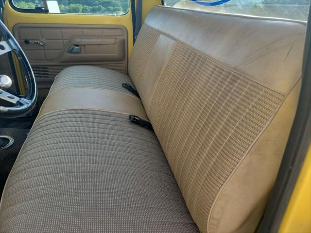 Photo of 1979 Yellow Ford F-150
