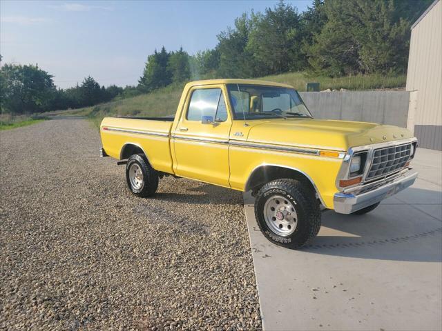 Photo of 1979 Yellow Ford F-150