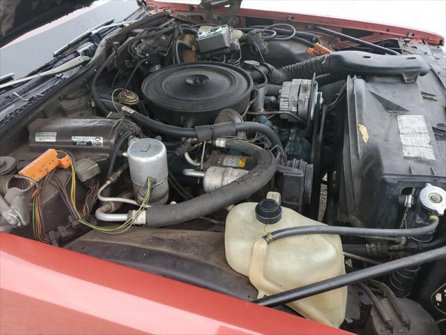 Photo of 1977 Red Pontiac Catalina